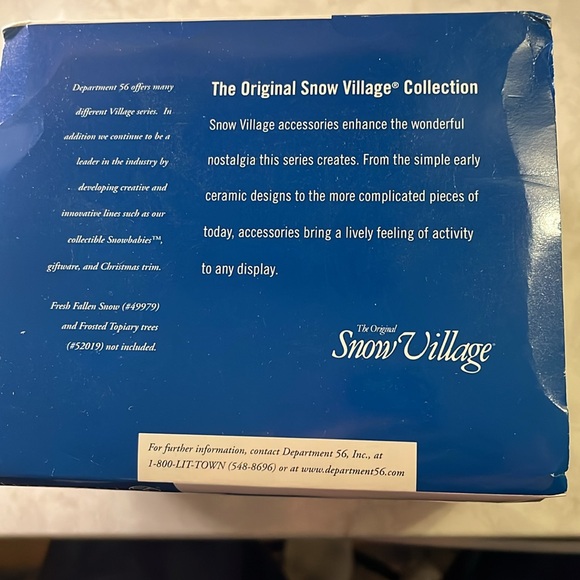 Dept 56 Santa Comes to Town 2000 Original Snow Village #56-55015 - Picture 10 of 11